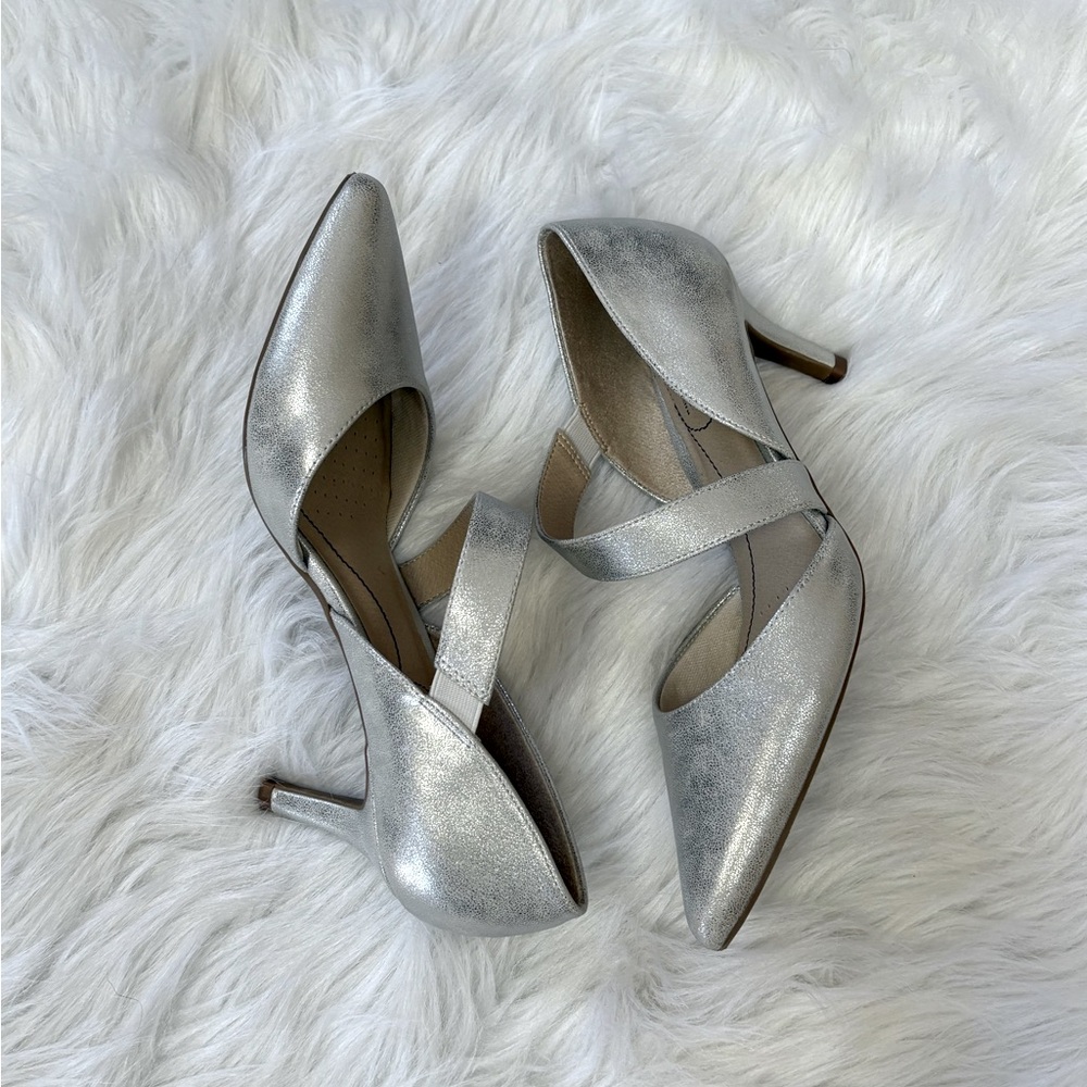 Life Stride Suki Pumps - Picture 6 of 9